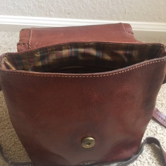 The Bridge Crossbody Purse Rare Genuine Leather - Picture 3 of 6